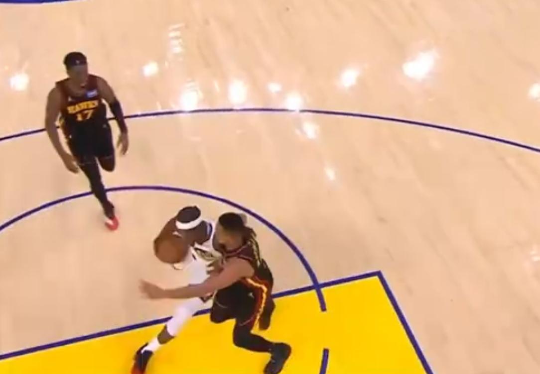 开云体育下载-三节崩盘！勇士111-124老鹰，谁是本场的罪魁祸首，数据不会说谎