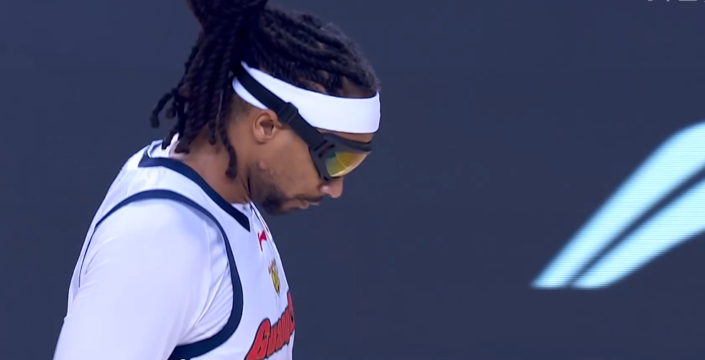 开云体育官网-刚下车就开练！战上海3条件对广东不利，粤媒支招杜锋：学深圳