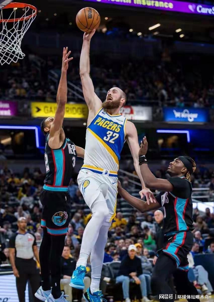 kaiyun-NBA常规赛灰熊125-106大胜步行者 沃克21分3板2助